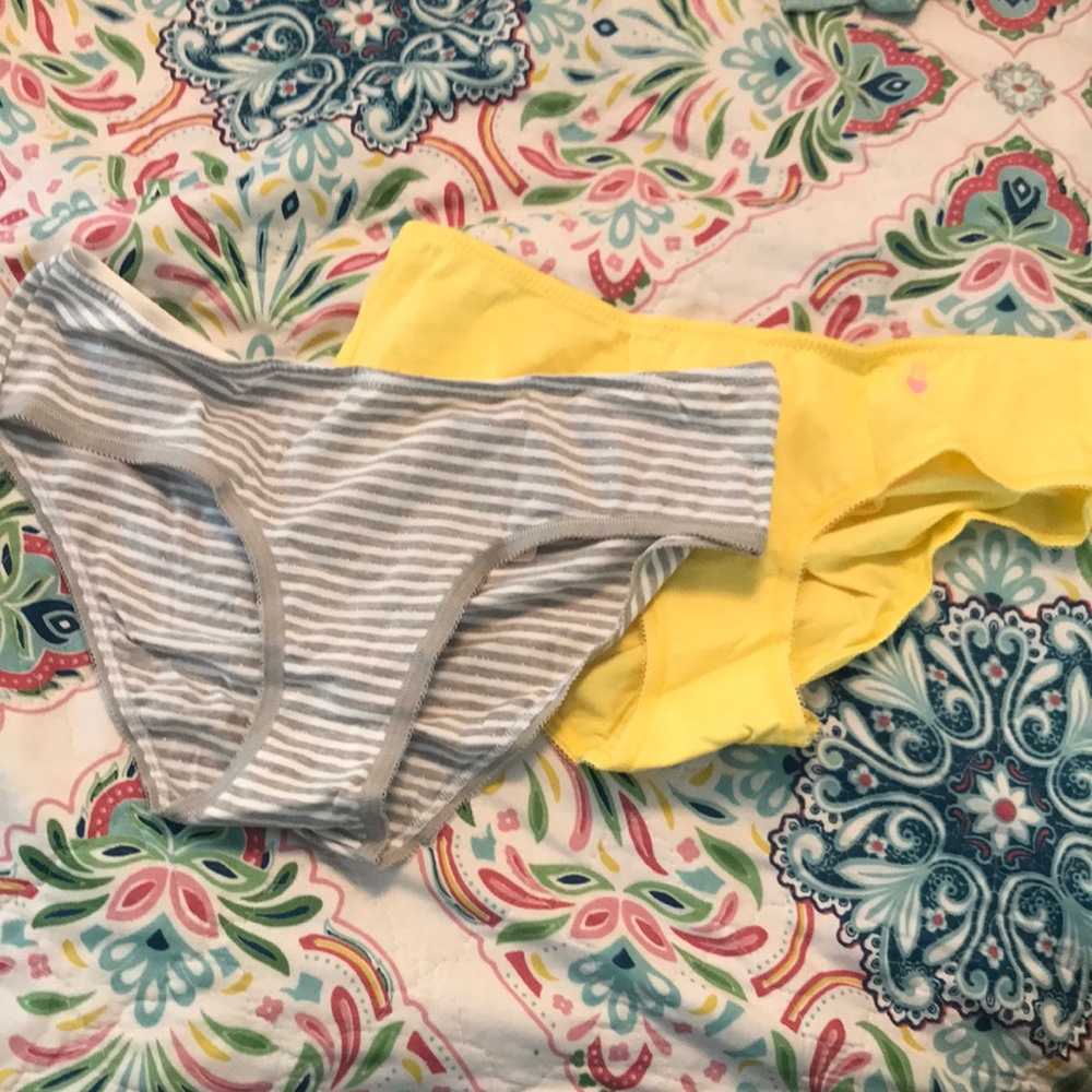 Two Victoria Secret Panties S Cotton Hiphugger